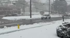 US: Heavy Lake-Effect Snow Buries Highland