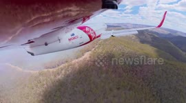 Australia: Bomber 210 Drops Retardant As Crews Fortify Middle Creek Fire Lines