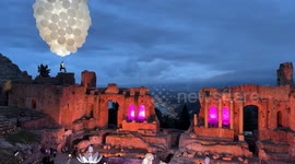 Man stunned as groom FLOATS into lavish wedding on giant balloons to Superman song