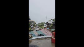 Philippines: Super Typhoon Fung-wong Causes Flooding and Leaves Damage 3