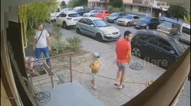 Man falls into open manhole in Odessa, Ukraine