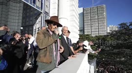 Argentina: Johnny Depp visits La Plata during Argentina trip