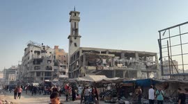Displaced Palestinians shelter in bombed Gaza mosque amid cold and danger