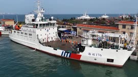 China: China's largest navigation aid ship 