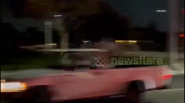 US, Los Angeles: Covina Pursuit Ends With Crash And Discovery Of Gun And Drugs