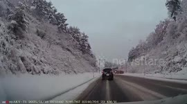 Japan: Cold Front Brings Heavy Snow, Weather Warnings to Northern Region