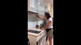 Airbnb Said It Had a Fully Equipped Kitchen