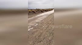 US: Rare Flash Flood Surges Across Clark Dry Lake