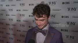 UNCAPTIONED: Daniel Radcliffe pens note to new TV Harry Potter, Dominic McLaughlin