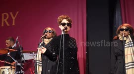 US: Bloomingdale's Holidays Windows Unveiling With Burberry