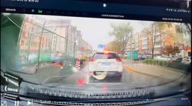 Electric bicycle collides with SUV in Beijing, China