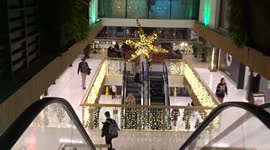 Fulham Broadway retail centre sparkles with gorgeous Christmas lights 2025