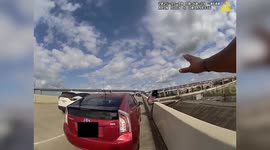 Deputy Safely Stops Woman in Crisis on Texas Overpass