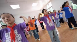 China: Village primary school teacher boosts students' confidence with dance lessons