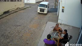 Car rolls backward unattended in Portugal, Portugal