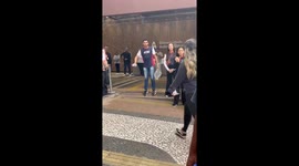 Man trips while entering event in São Paulo
