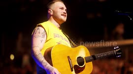 UNCAPTIONED: Zach Bryan reveals he is two months sober