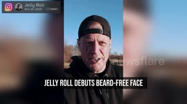 Jelly Roll debuts beard-free face
