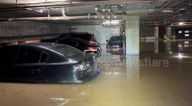 US, Los Angeles: Palms Several Cars Flooded In Underground Parking Structure