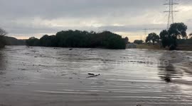 US: Texas Issues Urgent Alert As Massive Floodwaters Overtake Road