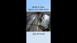 thieft stealing stainless steel wind chime bell at 3am morning