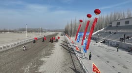 China: Xinjiang holds winter horse racing
