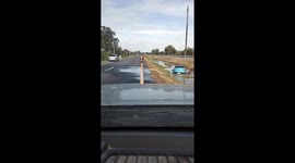 Hero driver rescues motorist from car that crashes into canal