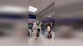 US: 100.000 Flight Delays Create Snaking Lines At Dallas Fort Worth Airport