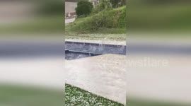 Brazil: Hailstorm Pounds Backyard As Violent Ice Barrage Hits Erechim