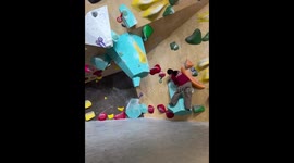 Woman hits head while bouldering in Seoul, South Korea