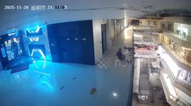 Woman rescued from suicide attempt at shopping mall in Sichuan, China