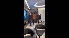 Friends’ playful antics cause marble table to shatter in Heilongjiang, China