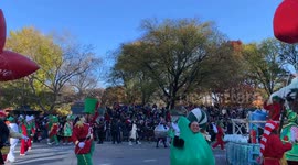 97th Macy's Thanksgiving Parade: A Spectacular Celebration of Tradition, Music and Joy!