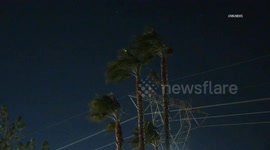 US, Los Angeles: Fontana Overnight Wind