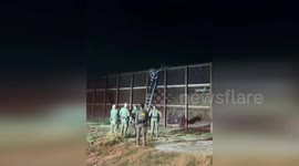 US: Painful Trap: Border Crosser Left Hanging From Razor Wire On Wall