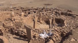 Neolithic structure resembling amphitheater unearthed in southeastern Türkiye