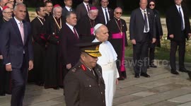 Pope Leo XIV visits Anitkabir during official trip to Türkiye (2)
