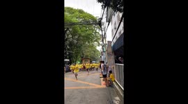 Bahay kubo race teamwork incident in Pasig, Philippines