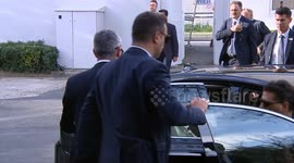 Pope Leo XIV visits Little Sisters of Poor nursing home in Istanbul (3)