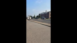 Bizarre Optical Illusion: Drivable Camper 