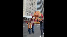 Spectacular human-powered peacock float dazzles at Thanksgiving Parade in New York, USA