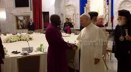 Pope Leo XIV meets local church leaders in Istanbul’s Syriac Orthodox Church (4)
