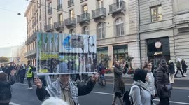 Thousands march in Geneva to show solidarity with Palestinian people