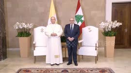 Pope Leo XIV meets Lebanese PM after official ceremony in Beirut
