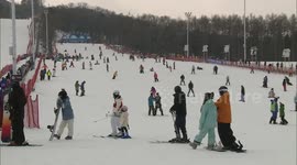 China: Shenyang's ski resorts receive influx of skiers