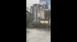 Sri Lanka: Emergency Declared as Cyclone Ditwah Causes Catastrophic Flooding 6
