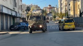 Israeli forces raid neighborhood in West Bank city of Al-Bireh (2)