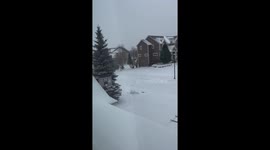 US: Thanksgiving Winter Storm Brings Snow and Cold to Twin Cities