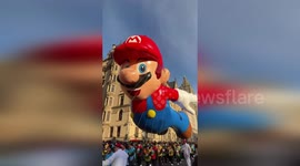 Giant turkey float and dancers mark Thanksgiving in New York