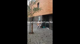 'Unpaid' painter throws bucket of orange paint over front door in London